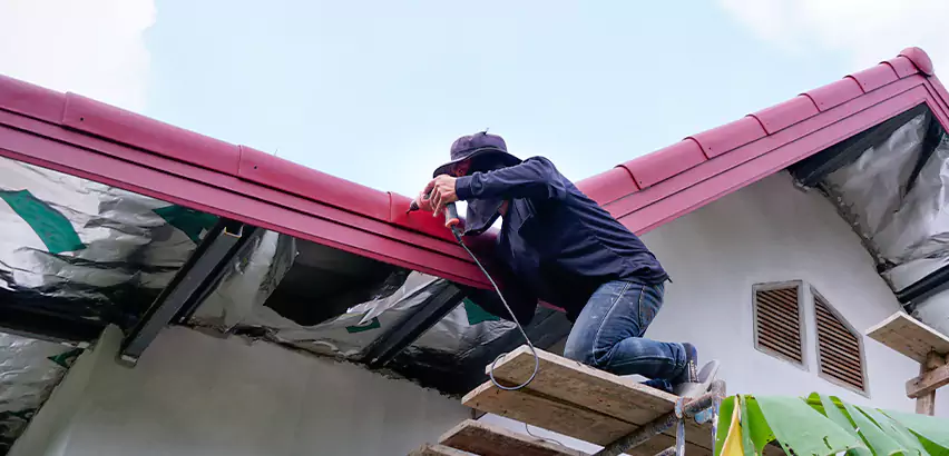 Rain Gutter Repair in Lake Zurich