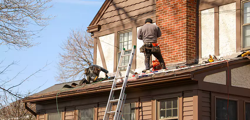 Roof Siding Trim Repair in Lake Zurich