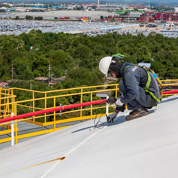 Why Lake Zurich Roofing Pro Is Lake Zurich's Trusted TPO Roofing Team?